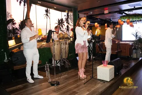 Carmen-and-Havana-Band-at-Legends-25