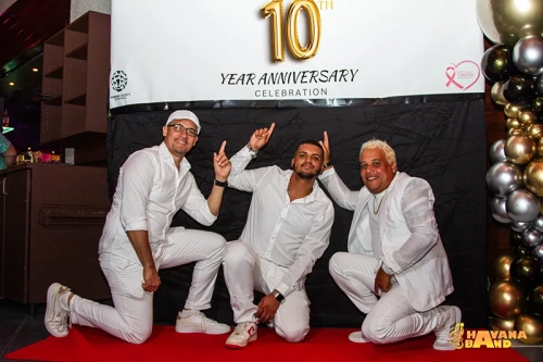 Havana-Band-at-Cavo-10th-Anniversary-7-of-30